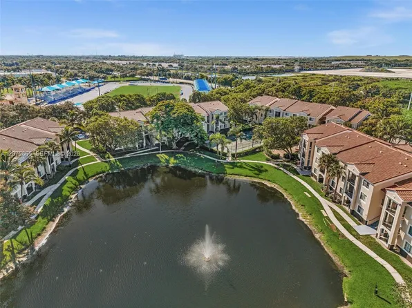2280 E Preserve Way APT 207, Hollywood, FL 33025