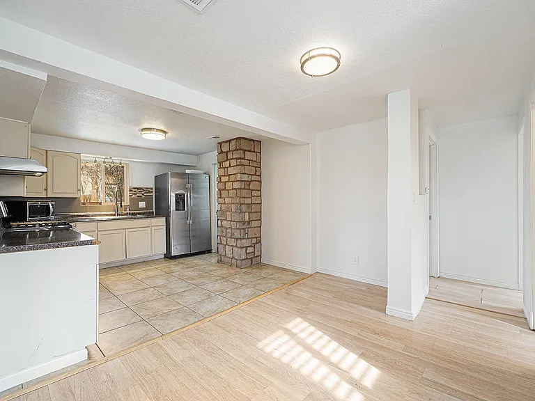 444 Lowell Blvd — Photo 9