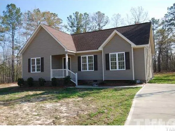 104 Exie Pl, Lillington, NC 27546