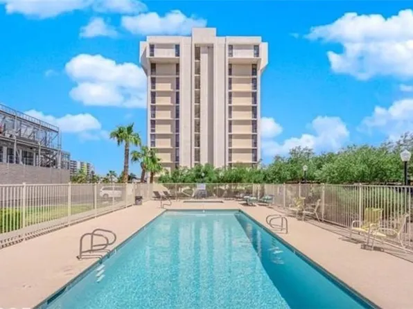 3930 University Center Dr, Las Vegas, NV