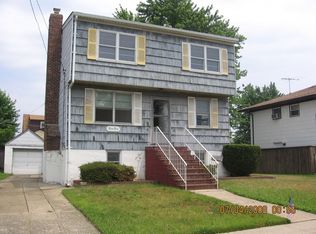 55 Carolina Ave, Island Park, NY 11558