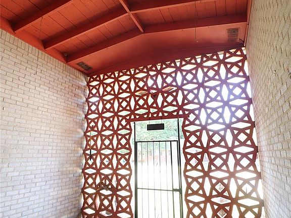 2nd image of 4229 NW 57th St