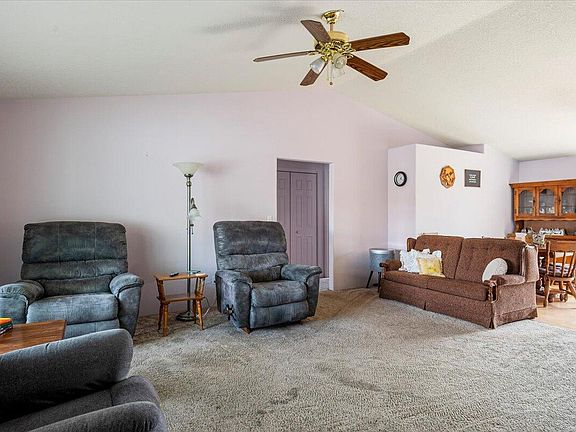 5th image of 1122 NE Manzanita St