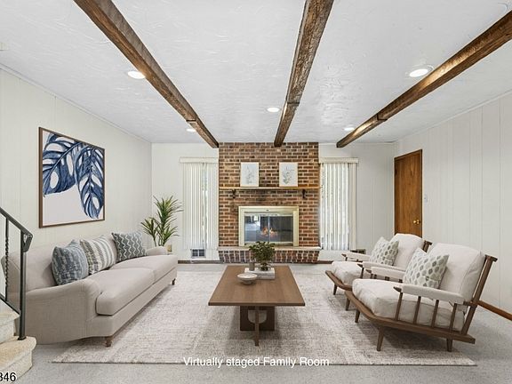 4th image of 294 Mountain Ave