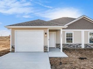 3809 NW 93rd St, Kansas City, MO 64132