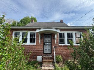 804 Eastman St, West Mifflin, PA 15122