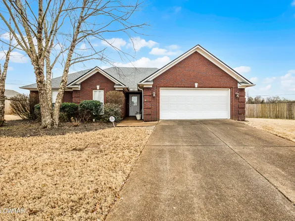 4 Grove Hill Ln, Jackson, TN 38305