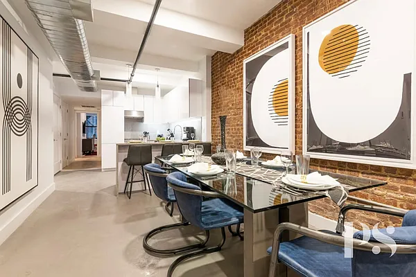 Rented by Compass | media 10