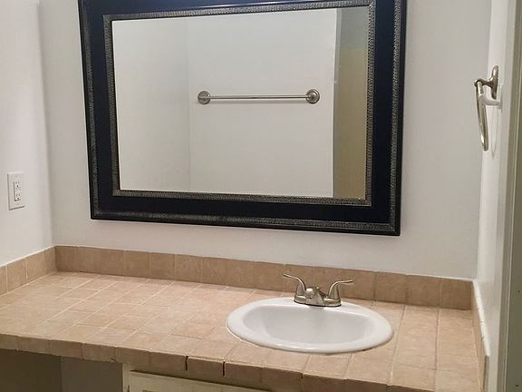 4th image of 1624 Aquarena Springs Dr