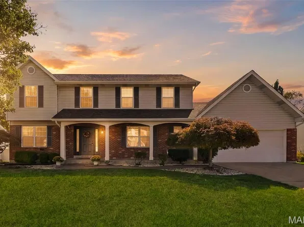 406 Winter Wind Dr, O'Fallon, MO 63366