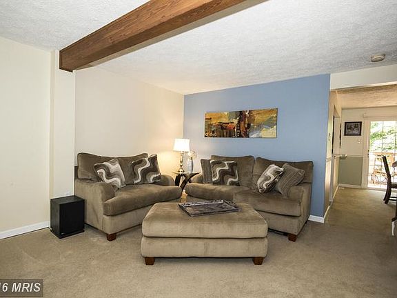 2nd image of 3100 Holly Berry Ct