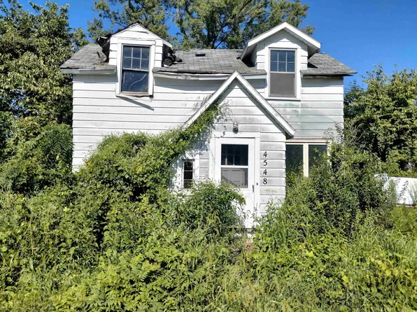 4548 E Station Rd, Roanoke, IN 46783
