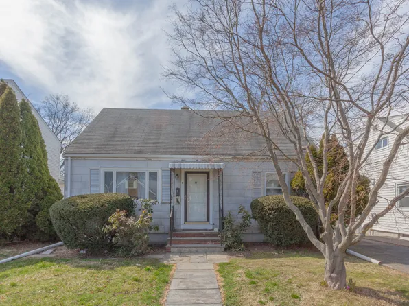 9 Owen Street, Stamford, CT 06902