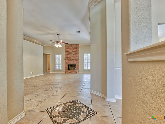 3rd image of 1041 Loma Verde Dr