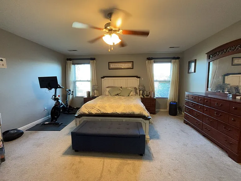 9675 Godwin St — Photo 11