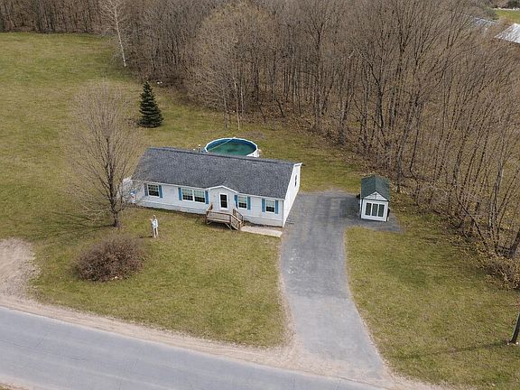 2nd image of 16 Gonyea Rd