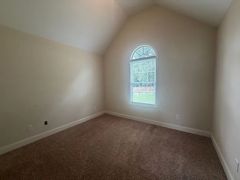 1345 Raccoon Rd — Photo 43