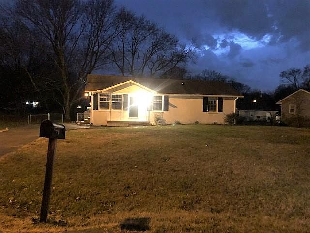 1st image of 336 Breckinridge Dr