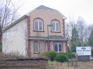 2141 Oak Tree Rd, Edison, NJ 08820