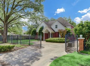 2802 W Lane Dr, Houston, TX 77027