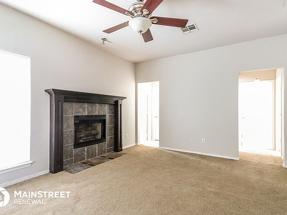 3rd image of 1021 Kenwood Dr