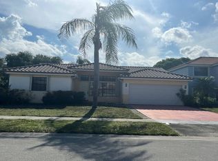 1450 SW 88th Ave, Hollywood, FL 33025