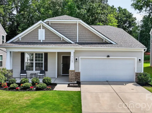 7148 Wheyfield Dr, Charlotte, NC 28215