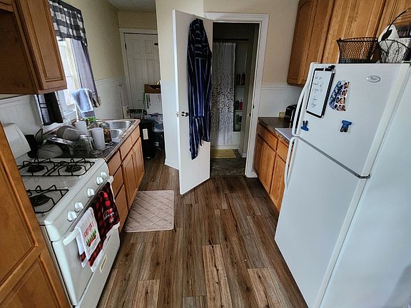 2nd image of 141 Main St Suite A