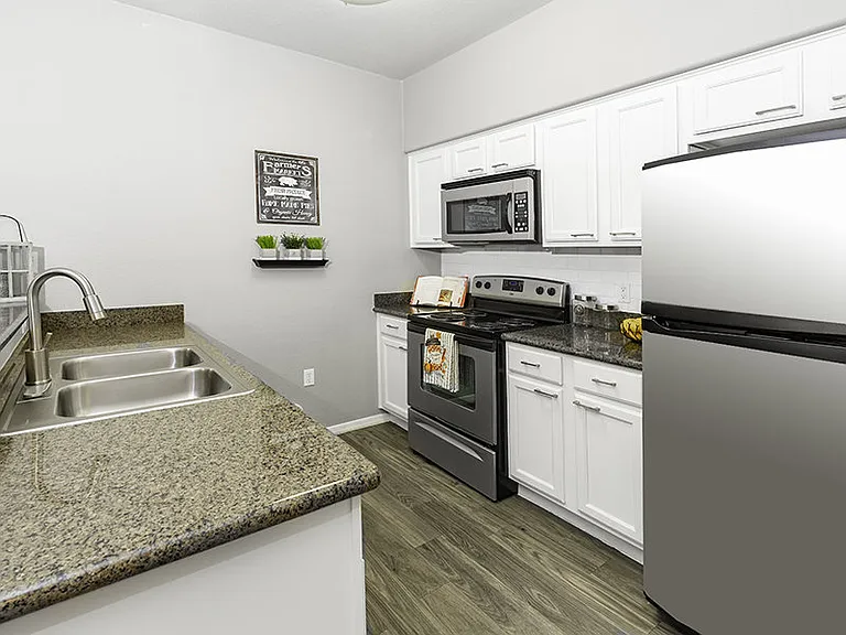 Town Center Apartments — Photo 11