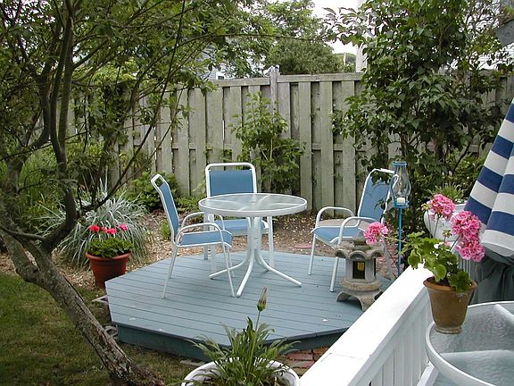 5th image of 15 Cottage St #6