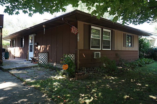1st image of 976 Osage Ct