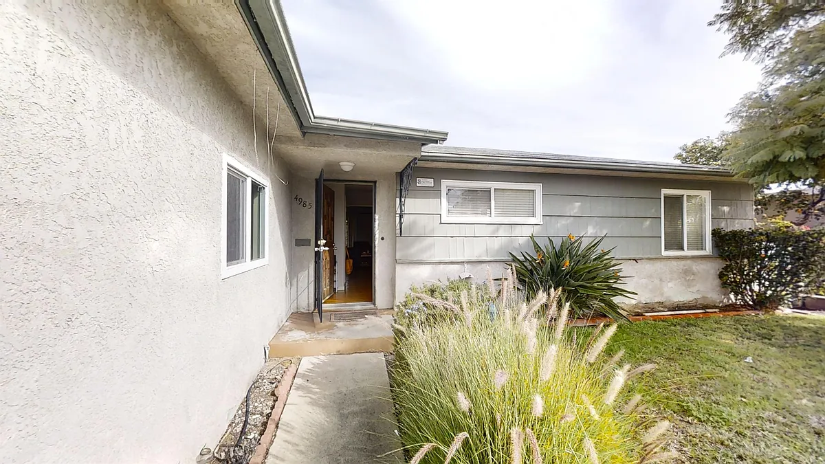 Building Photo - 4985 Curry Dr