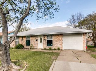 5024 Palomino Ln, Garland, TX 75043