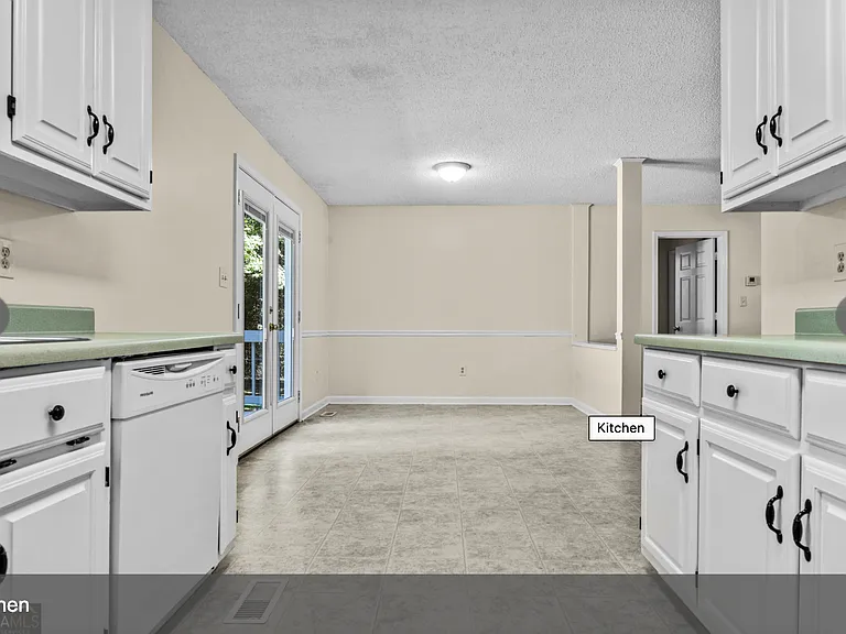 145 Hidden Timber Ct — Photo 2