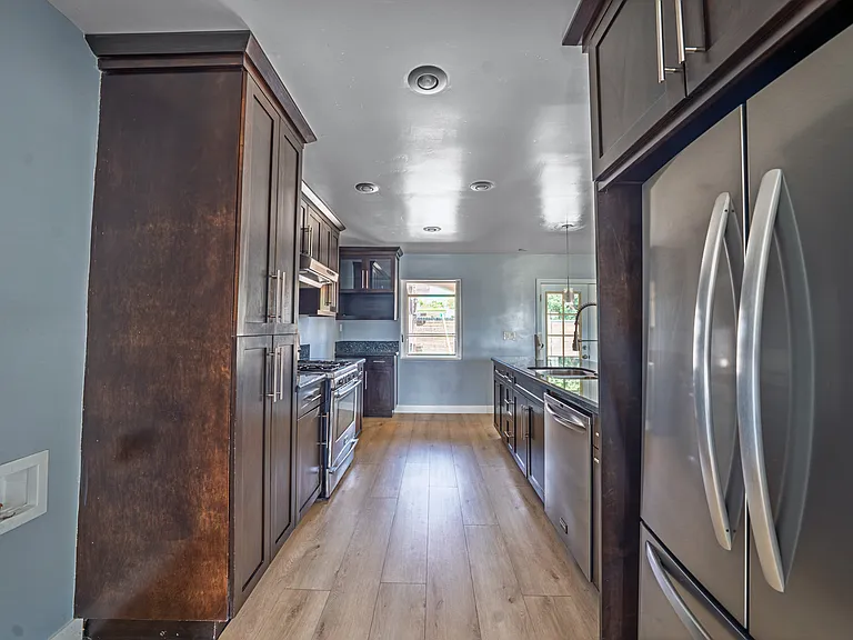 1395 Sheryl Ave — Photo 6