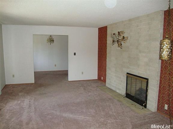3rd image of 4206 Elko Ct