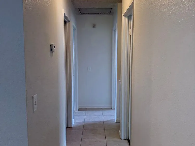 15191 Farmington Ct — Photo 23