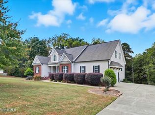 104 T R Dr, Clayton, NC 27520