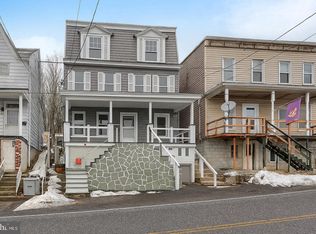 201 Market St, Cumbola, PA 17930