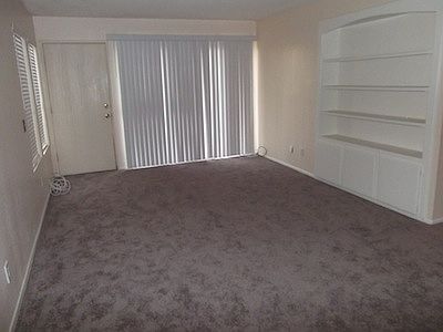 3rd image of 2431 W Acacia Ave