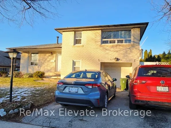 81 Amberjack Blvd, Toronto, ON M1H 2J6