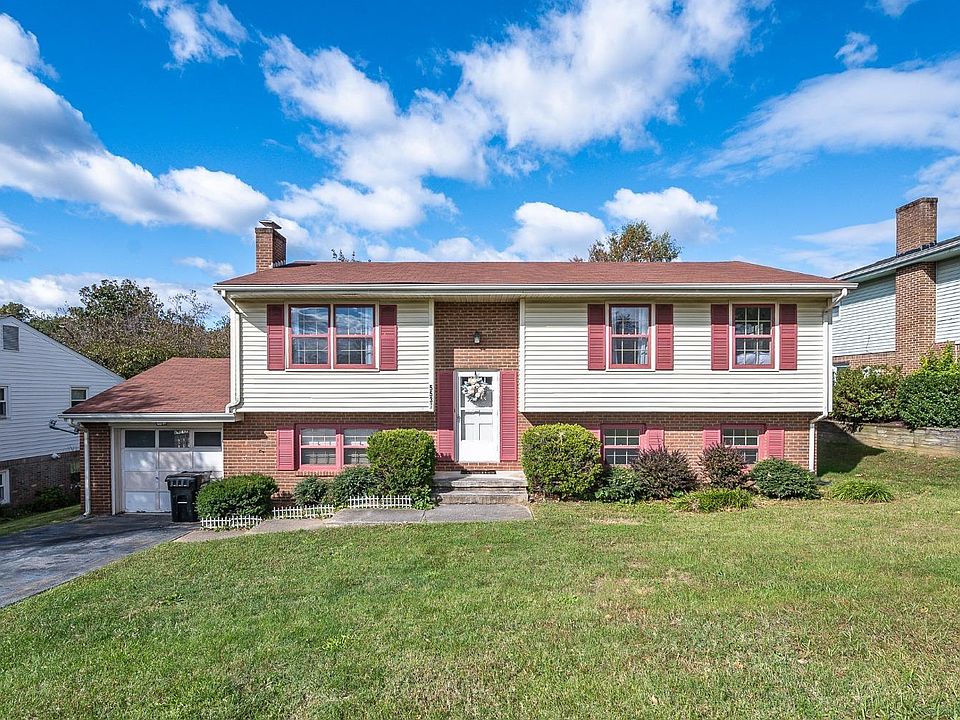 1st image of 5537 N Lake Dr