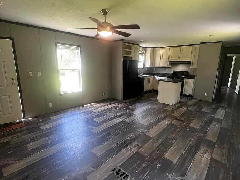 13961 Hartman Ln — Photo 20