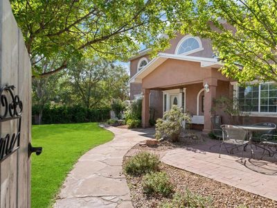 5912 Rio Oso Rd NE, Rio Rancho, NM, 87144