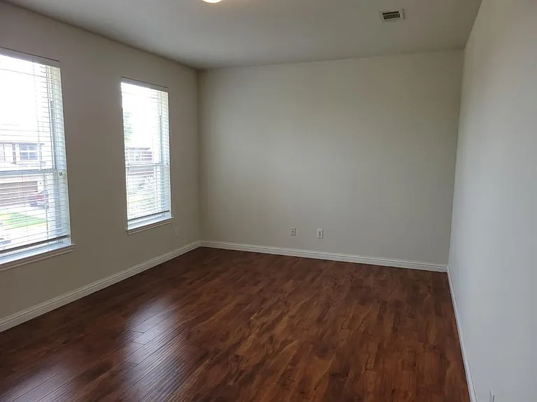 11100 Silo Valley Dr — Photo 8