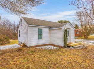 2405 Darrow Rd, Walkertown, NC 27051