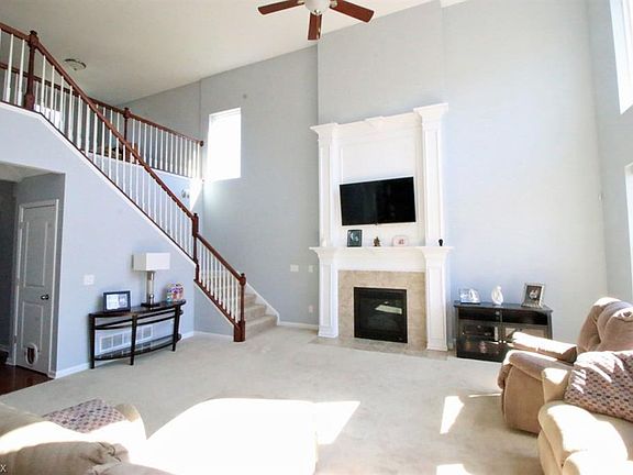 3rd image of 252 Victorridge Dr