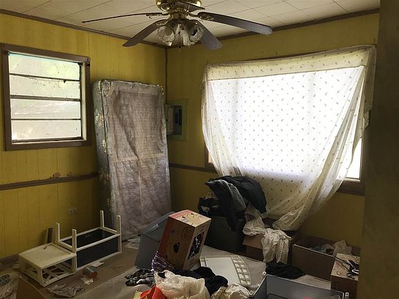4th image of 109 Tammy St