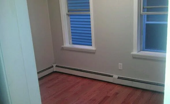256 Marion St — Photo 2