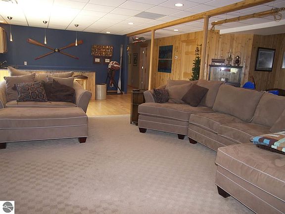 2nd image of 3953 W Gilbert Farm Ln